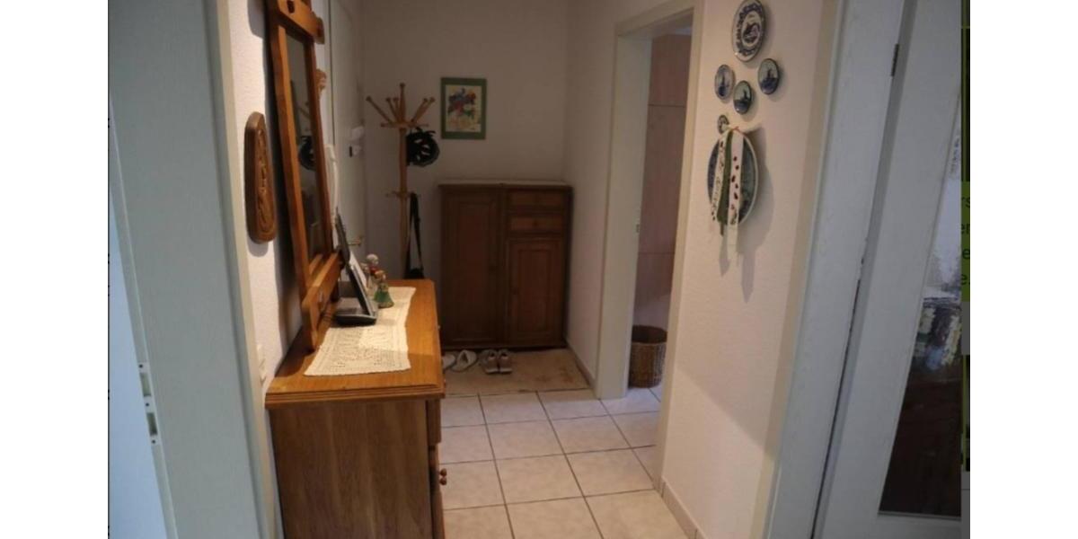 Etagenwohnung Bad Driburg - 2 Zimmer, 60 m&sup2;, 380&euro; | Angebot:25844076