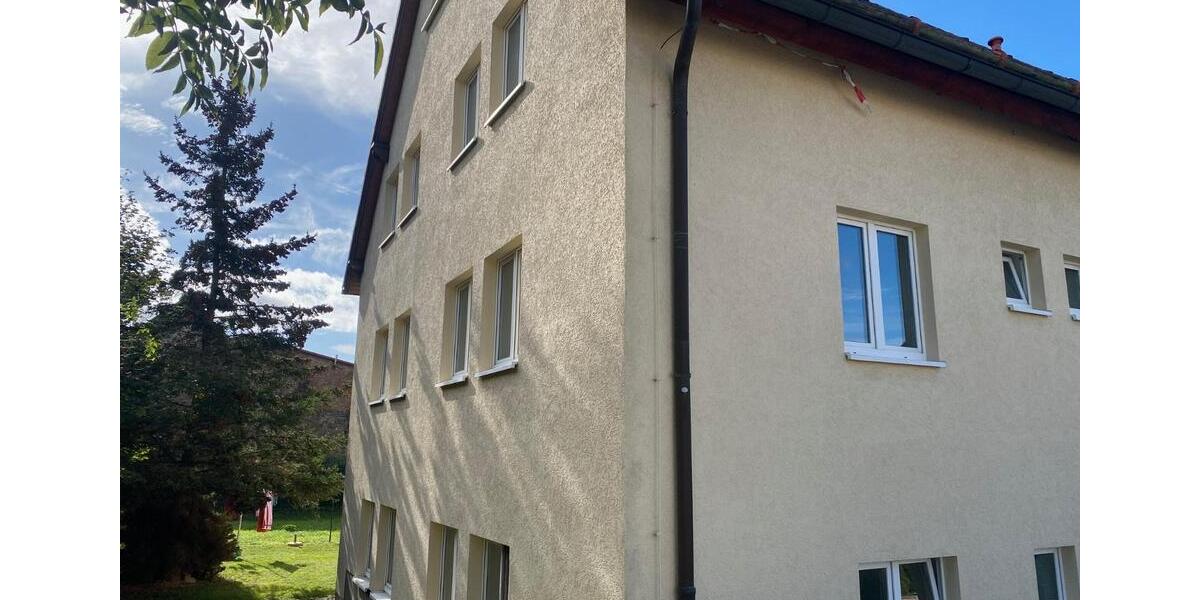 Großräumige Dachgeschoßwohnung in bevorzugter Wohnlage von Kloste 3 zimmer