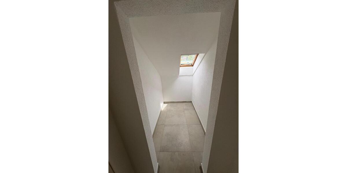 Dachgeschoßwohnung Bad Liebenzell - 3 Zimmer, 65 m&sup2;, 700&euro; | Angebot:26687934