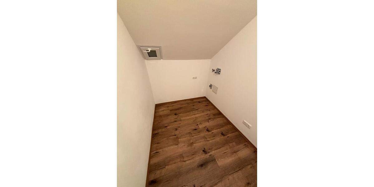 Etagenwohnung Furth im Wald - 4 Zimmer, 110 m&sup2;, 600&euro; | Angebot:26624067