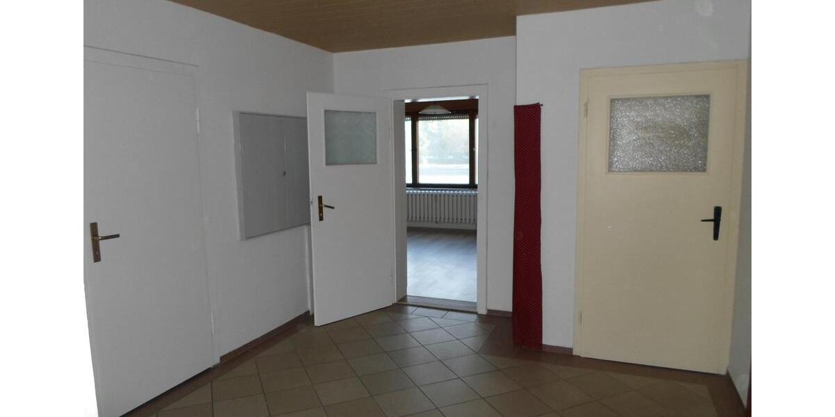 Erdgeschoßwohnung Doberlug-Kirchhain Kirchhain - 3 Zimmer, 95 m&sup2;, 520&euro; | Angebot:22970904