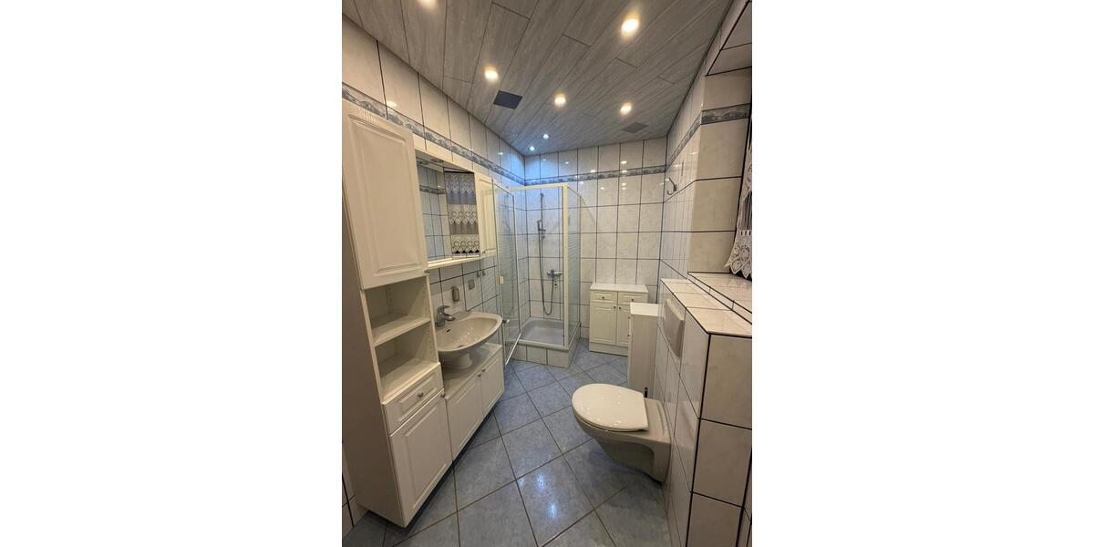 ELW 2ZKB Teilmöbliert 2 zimmer