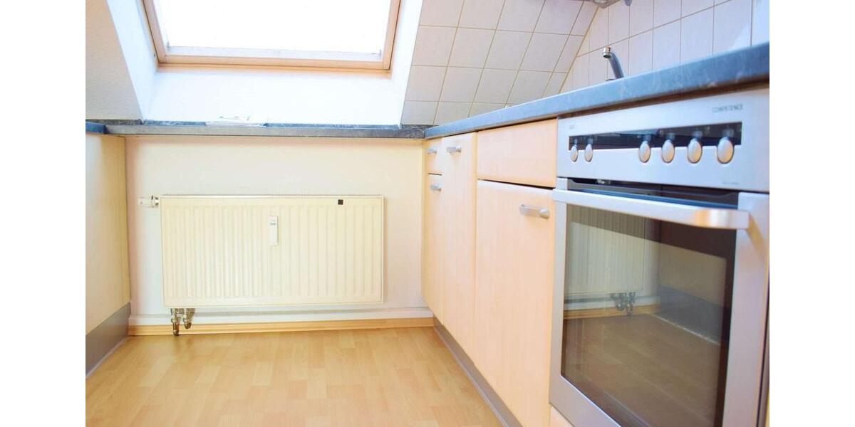 Dachgeschoßwohnung Köthen (Anhalt) - 2 Zimmer, 49 m&sup2;, 350&euro; | Angebot:24418142