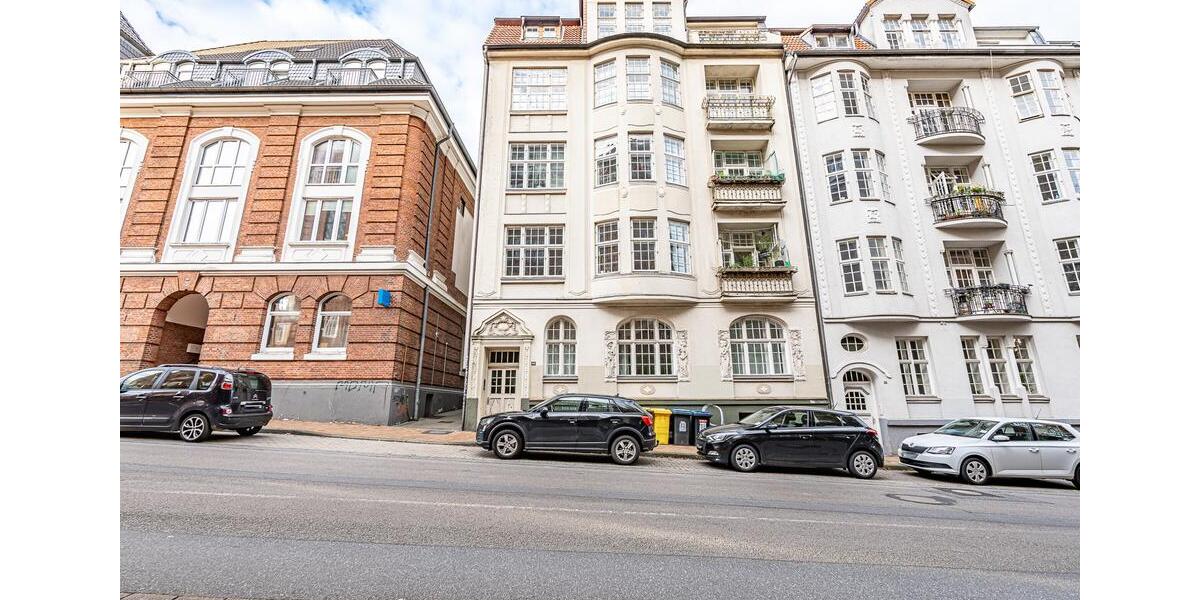 Etagenwohnung Flensburg - 5 Zimmer, 142 m&sup2;, 1.600&euro; | Angebot:26232948