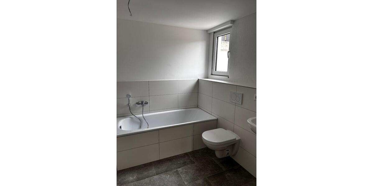 Etagenwohnung Ilbesheim bei Landau in der Pfalz - 2 Zimmer, 66 m&sup2;, 890&euro; | Angebot:26490921