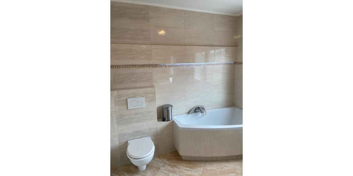 Erdgeschoßwohnung Callbach - 3 Zimmer, 89 m&sup2;, 1.250&euro; | Angebot:25945933