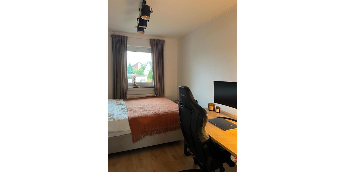 Etagenwohnung Lage - 1 Zimmer, 71 m&sup2;, 590&euro; | Angebot:25719986
