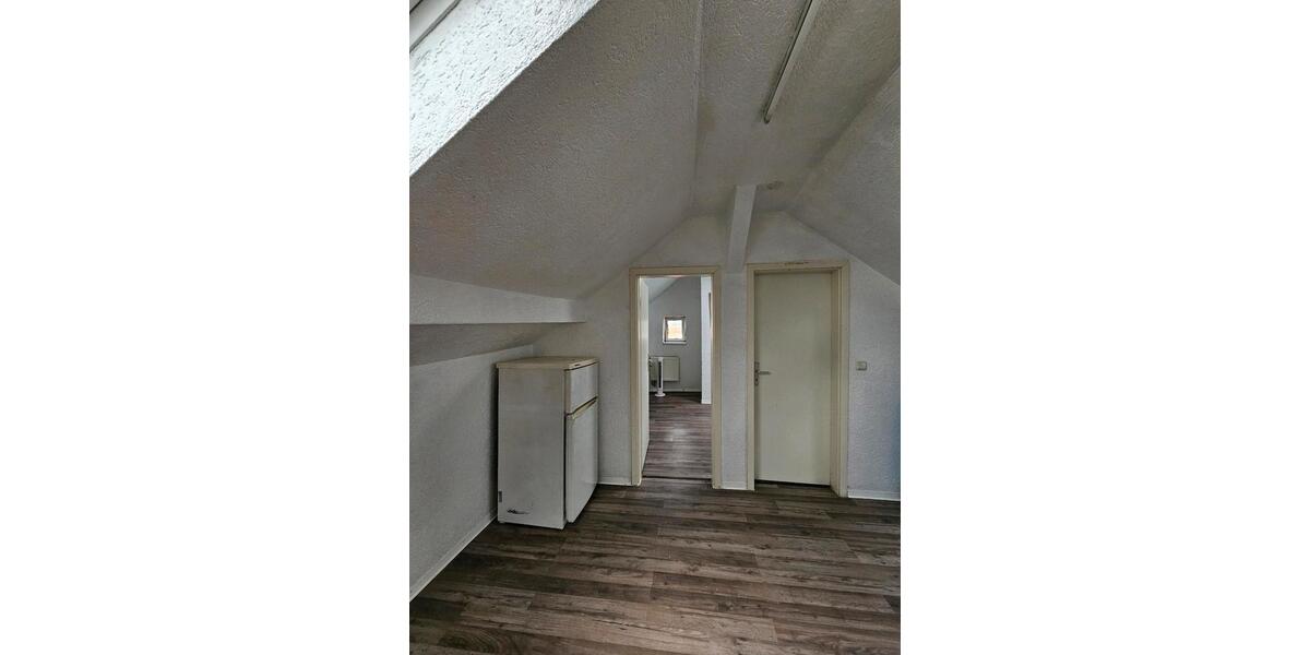 Dachgeschoßwohnung Flörsheim am Main - 2 Zimmer, 50 m&sup2;, 750&euro; | Angebot:26507560