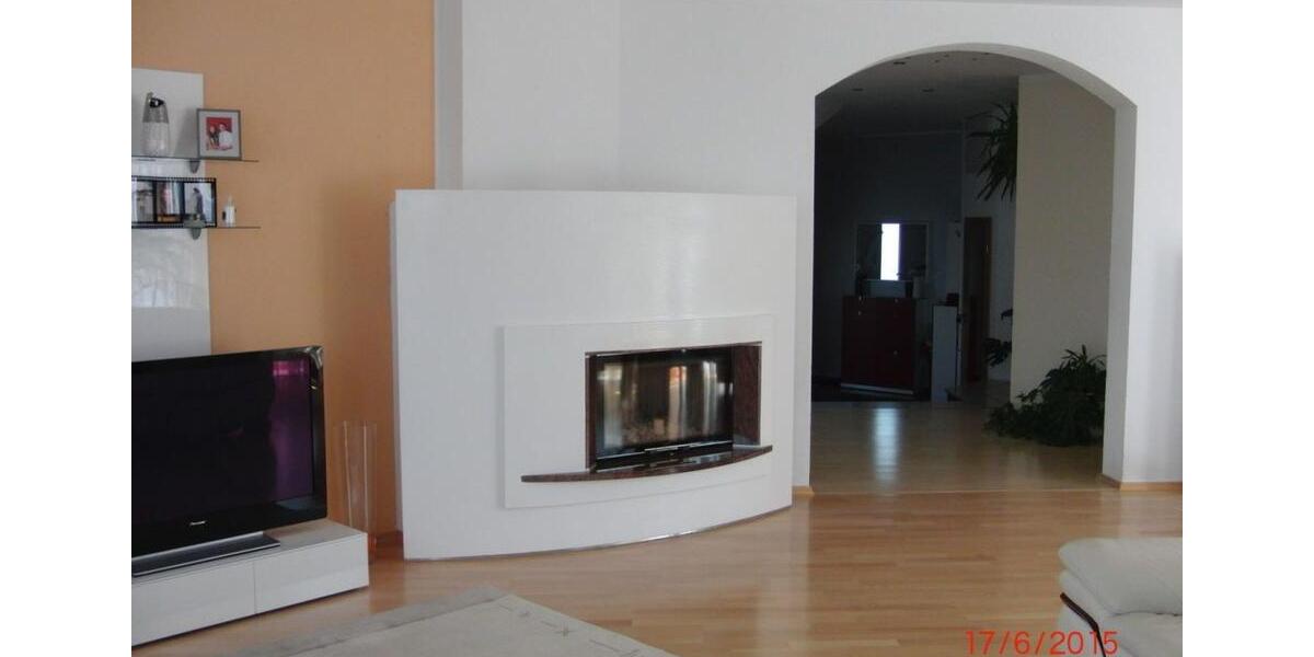 Villa Bad Saulgau - 5 Zimmer, 208 m&sup2;, 1.750&euro; | Angebot:25988483