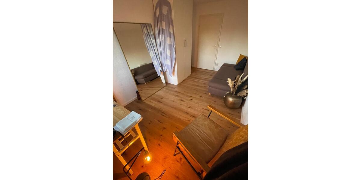 Wohnen auf Zeit Freiburg im Breisgau Haslach - 4 Zimmer, 104 m&sup2;, 1.800&euro; | Angebot:26553491