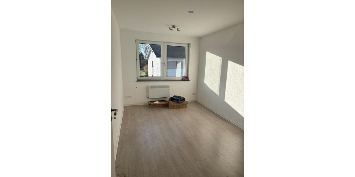 Wohnen auf Zeit Wilhelmsdorf - 3.5 Zimmer, 75 m&sup2;, 450&euro; | Angebot:25763022