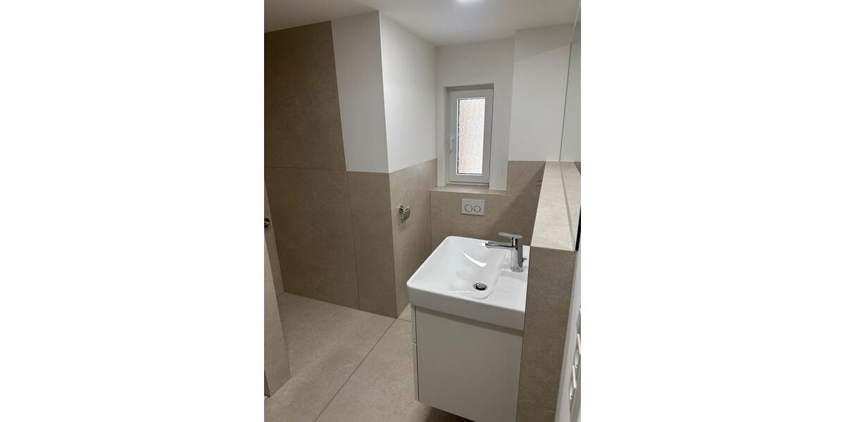 2 Raum Wohnung 66 m2 1 zimmer