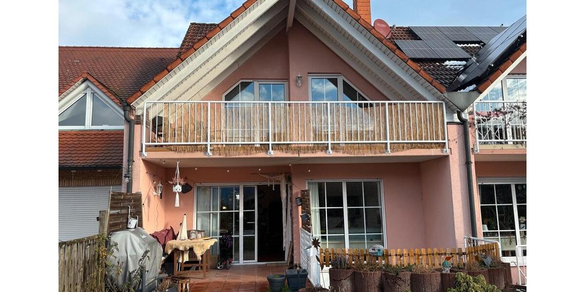 Reihenhaus Kleinwallstadt - 7 Zimmer, 150 m&sup2;, 123&euro; | Angebot:25162731