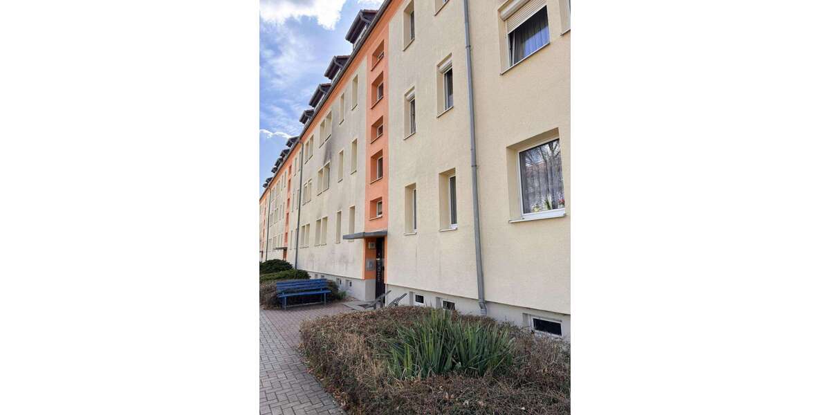 Etagenwohnung Borna Neukirchen - 1 Zimmer, 30 m&sup2;, 350&euro; | Angebot:26891396