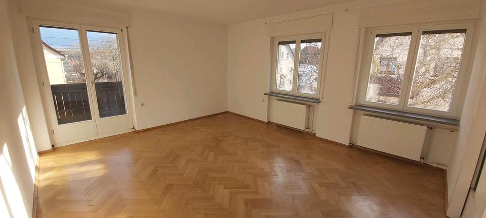 4 Zimmer Wohnung in Saalfeld 104m² 4 zimmer