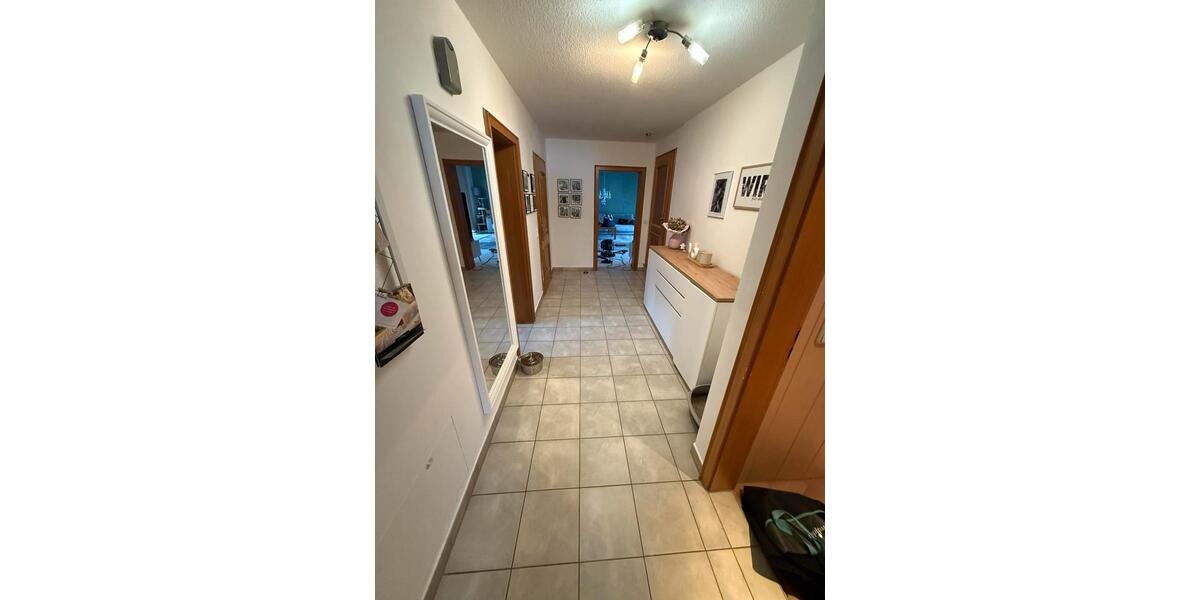 Etagenwohnung Ampfing - 2 Zimmer, 77 m&sup2;, 1.150&euro; | Angebot:25598864