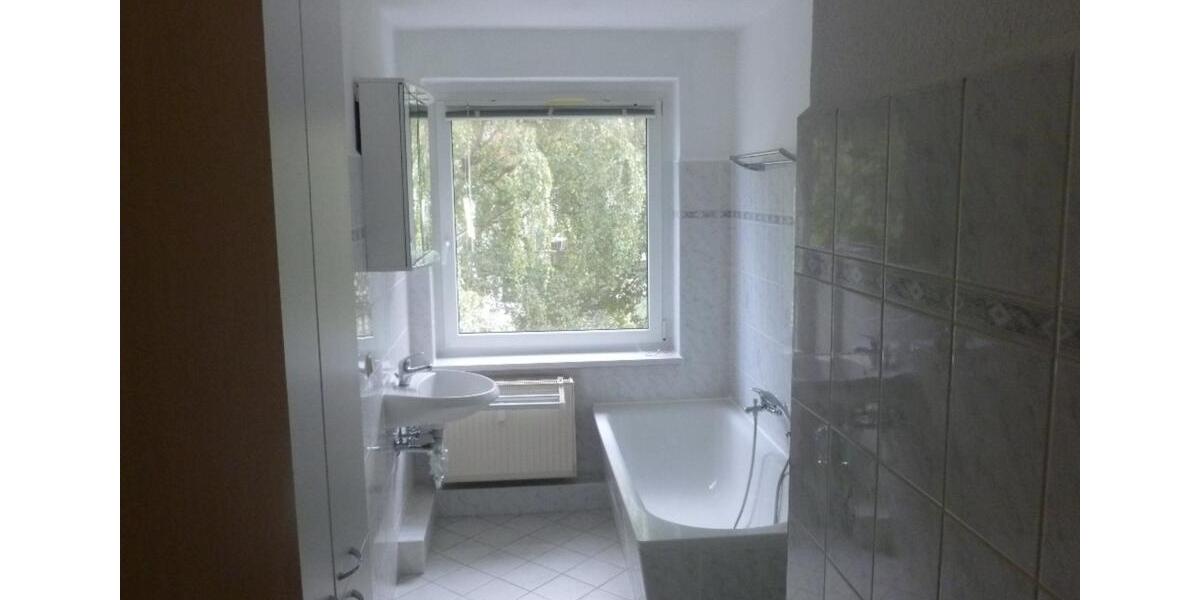 Etagenwohnung Wolmirstedt - 3 Zimmer, 83 m&sup2;, 619&euro; | Angebot:25805880