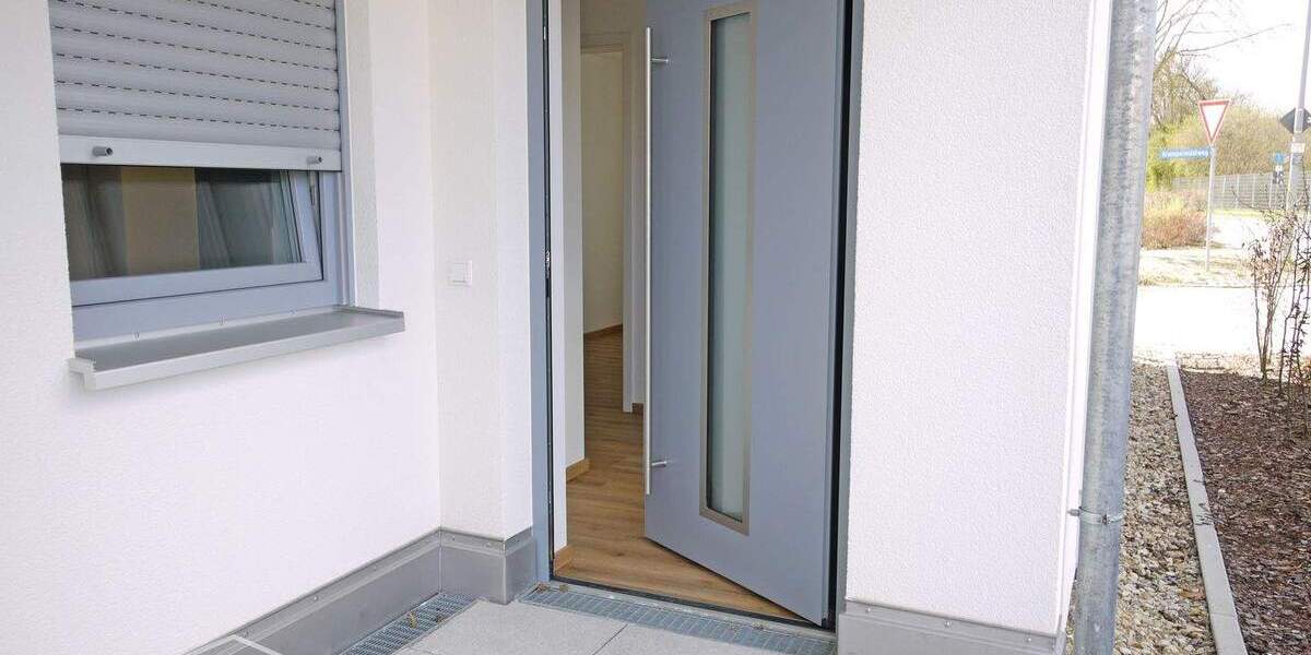 7-TÄLER-WOHNEN-Dietfurt: Neubau 3-Zimmer-Erdgeschoss-Wohnung mit Aufzug u. Tiefgarage 3 zimmer