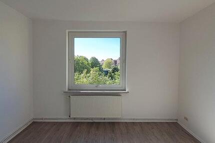 Wohnung Bremerhaven Mitte - 3 Zimmer, 70 m&sup2;, 375&euro; | Angebot:26534544