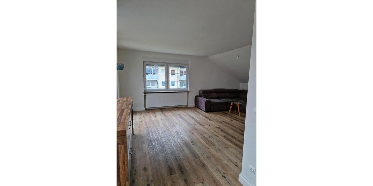 Dachgeschoßwohnung Heppenheim (Bergstraße) - 3 Zimmer, 88 m&sup2;, 1.350&euro; | Angebot:26535590