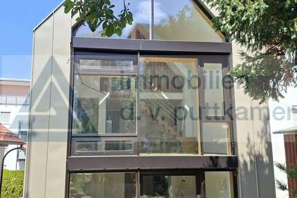 Haus Laupheim - 4.5 Zimmer, 140 m&sup2;, 1.890&euro; | Angebot:27081709