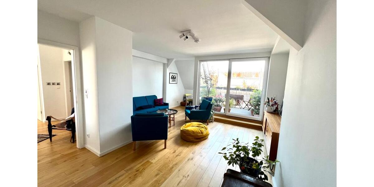 Dachgeschoßwohnung Berlin Mitte - 3 Zimmer, 75 m&sup2;, 1.300&euro; | Angebot:24495840