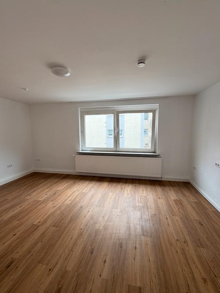 zentrale und stilvolle 3 Zimmer Wohnung