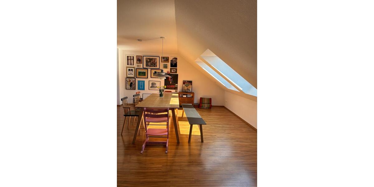 Dachgeschoßwohnung Dresden Neustadt - 4.5 Zimmer, 160 m&sup2;, 2.890&euro; | Angebot:26491974