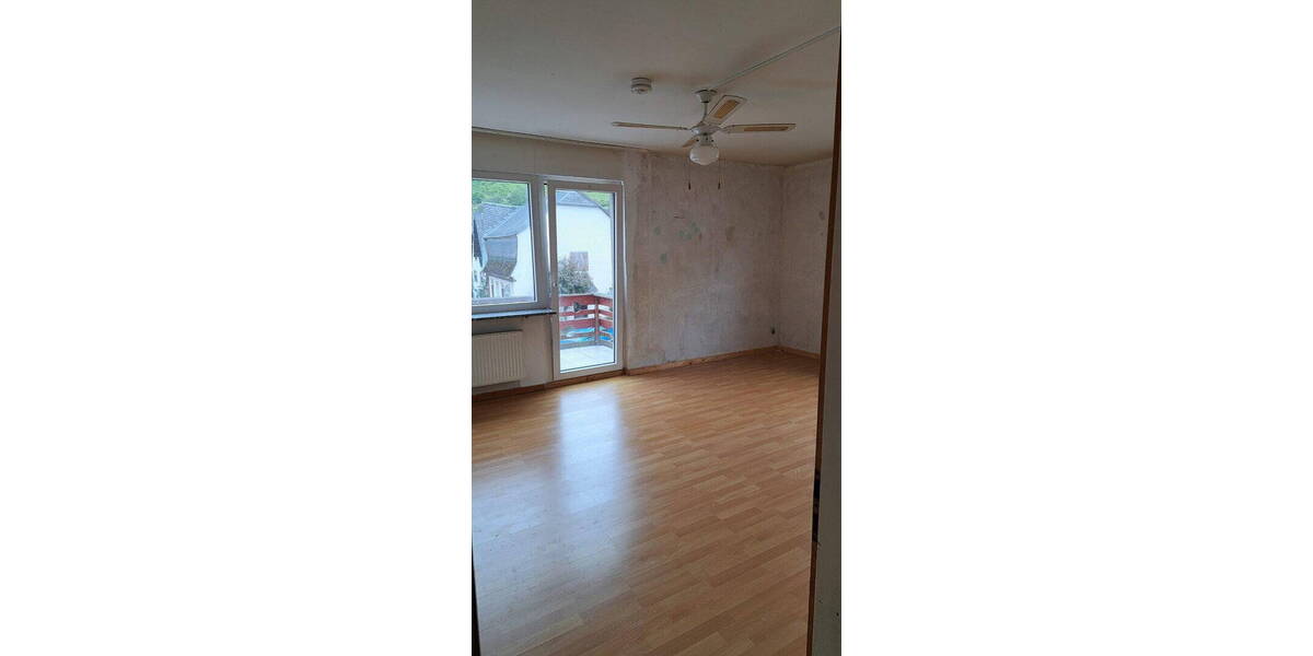 Etagenwohnung Oberdiebach - 4 Zimmer, 100 m&sup2;, 800&euro; | Angebot:26818925