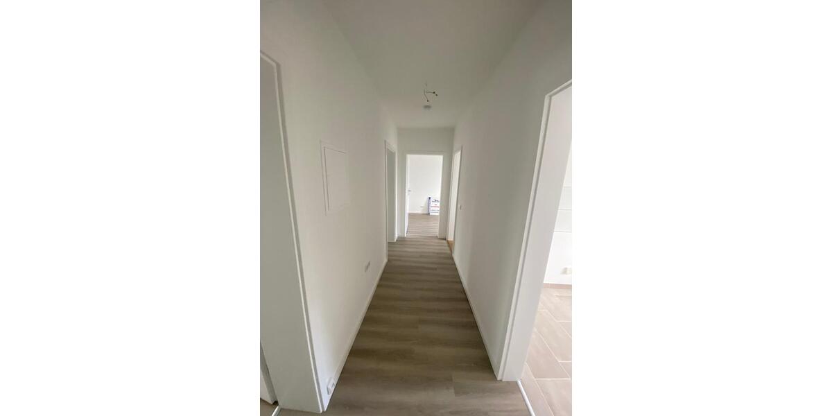 Etagenwohnung Mücheln (Geiseltal) - 3 Zimmer, 62 m&sup2;, 380&euro; | Angebot:26533748