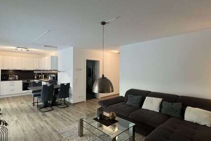 Wohnung Schramberg - 3 Zimmer, 92 m&sup2;, 1.000&euro; | Angebot:27294773