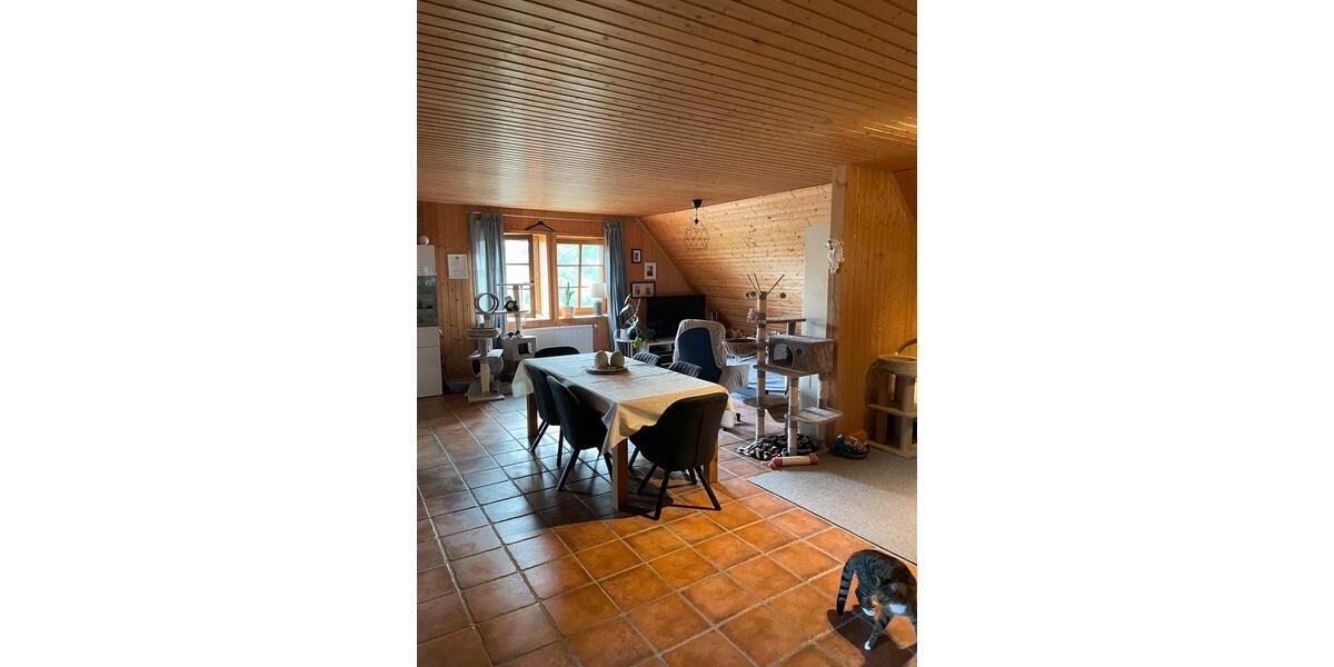 Dachgeschoßwohnung Loxstedt - 2 Zimmer, 110 m&sup2;, 760&euro; | Angebot:26597740