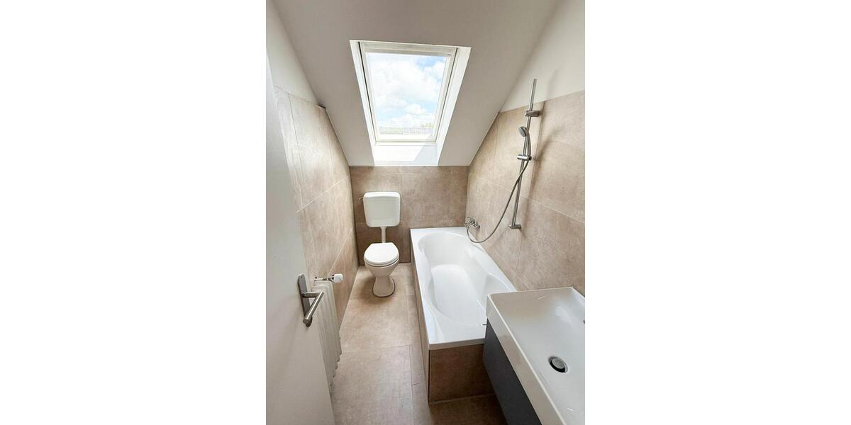 Dachgeschoßwohnung Wickede (Ruhr) - 3 Zimmer, 55 m&sup2;, 695&euro; | Angebot:26534182