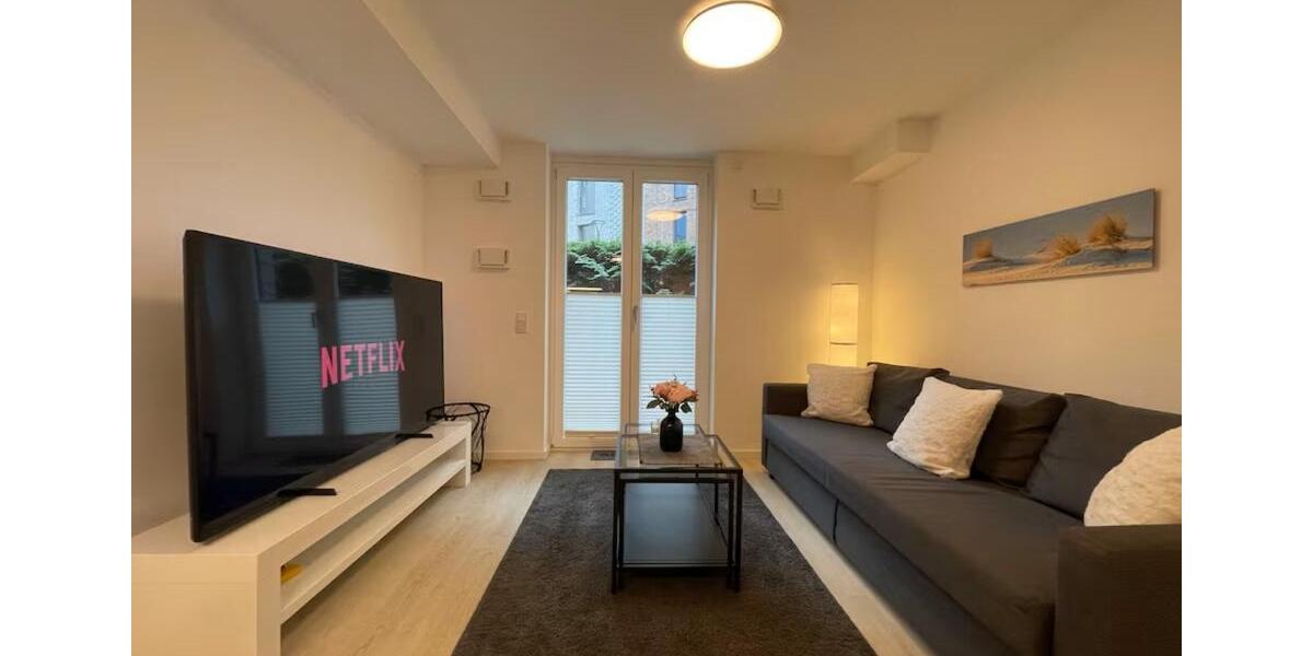 Erdgeschoßwohnung Kiel - 2 Zimmer, 60 m&sup2;, 1.750&euro; | Angebot:25869696