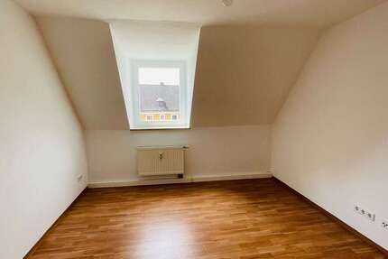 Wohnung Altenstadt a.d.Waldnaab - 4 Zimmer, 70 m&sup2;, 469&euro; | Angebot:27042711