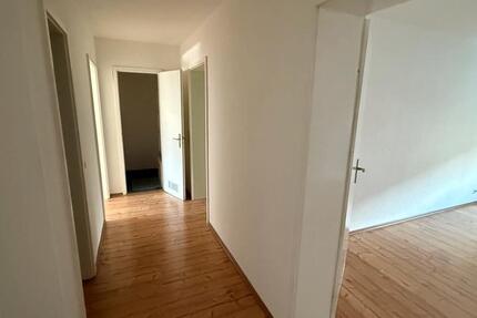 3-Zimmer-Wohnung mit Balkon, Mietwohnung, Wohnung 3 zimmer