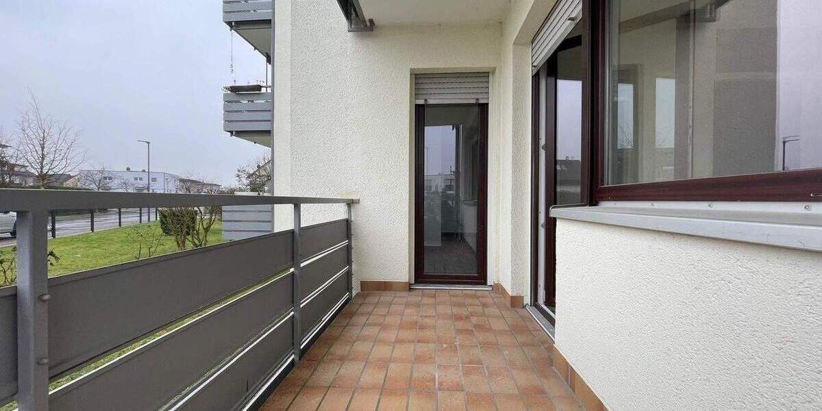 Etagenwohnung Bietigheim - 3 Zimmer, 87 m&sup2;, 1.090&euro; | Angebot:24967080