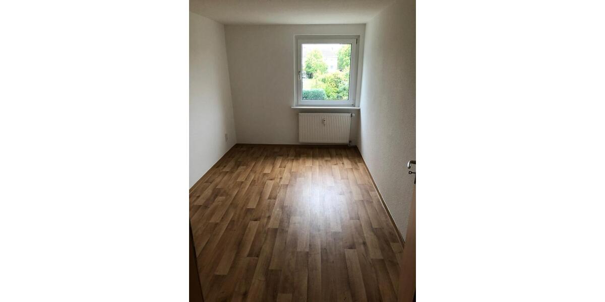 Etagenwohnung Zwenkau - 3 Zimmer, 60 m&sup2;, 460&euro; | Angebot:26263472