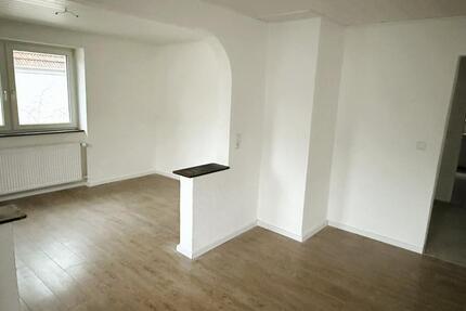 Helle 3-Zimmer Dachgeschosswohnung in Kottweiler-Schwanden 3 zimmer