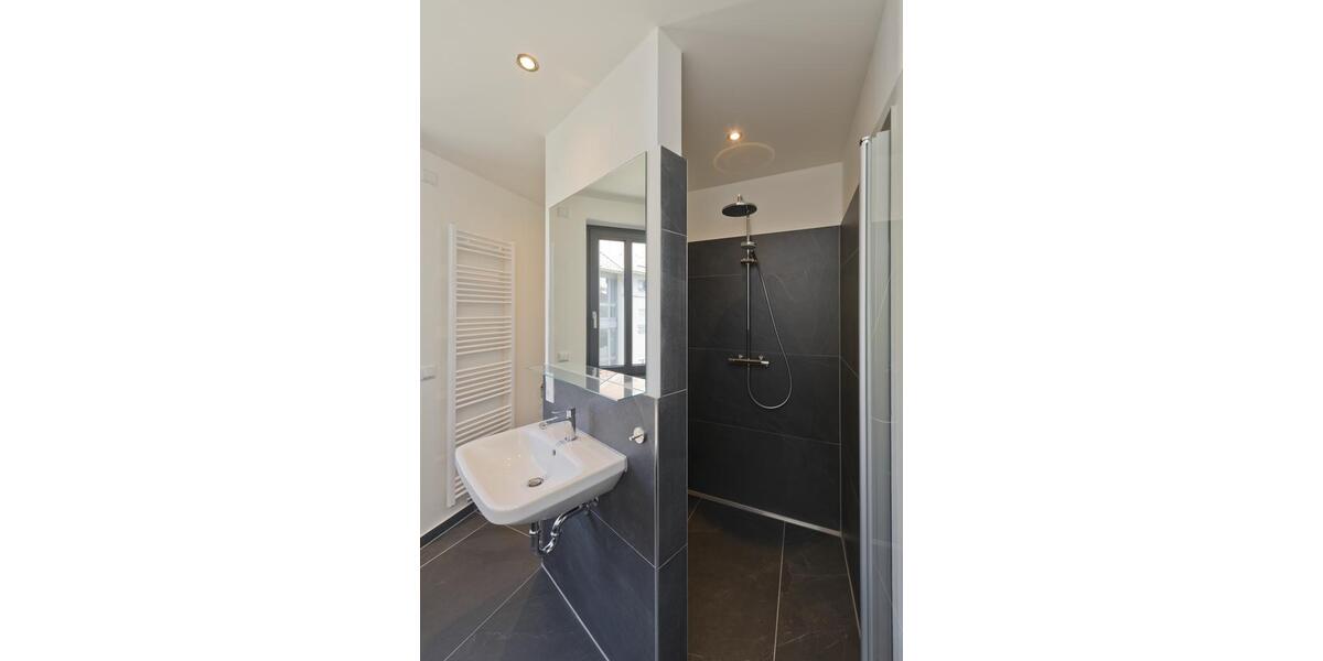 Stilvoll wohnen im Herzen Weimars – 3-Zimmer-Oase mit Terrasse & Balkon 3 zimmer