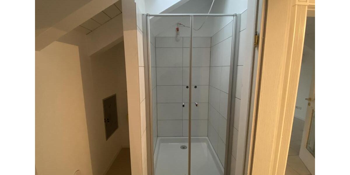 Dachgeschoßwohnung Coburg - 2 Zimmer, 80 m&sup2;, 780&euro; | Angebot:23653435