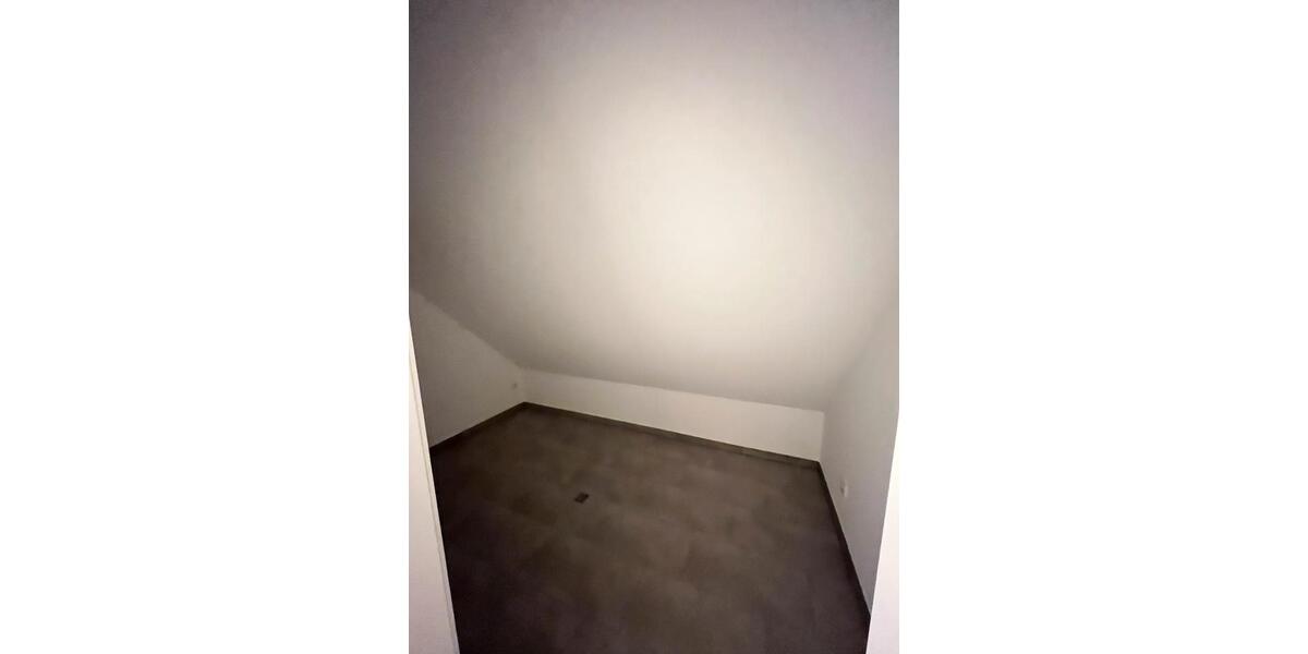 Maisonettenwohnung Bielefeld Brackwede - 3 Zimmer, 145 m&sup2;, 1.500&euro; | Angebot:23615732