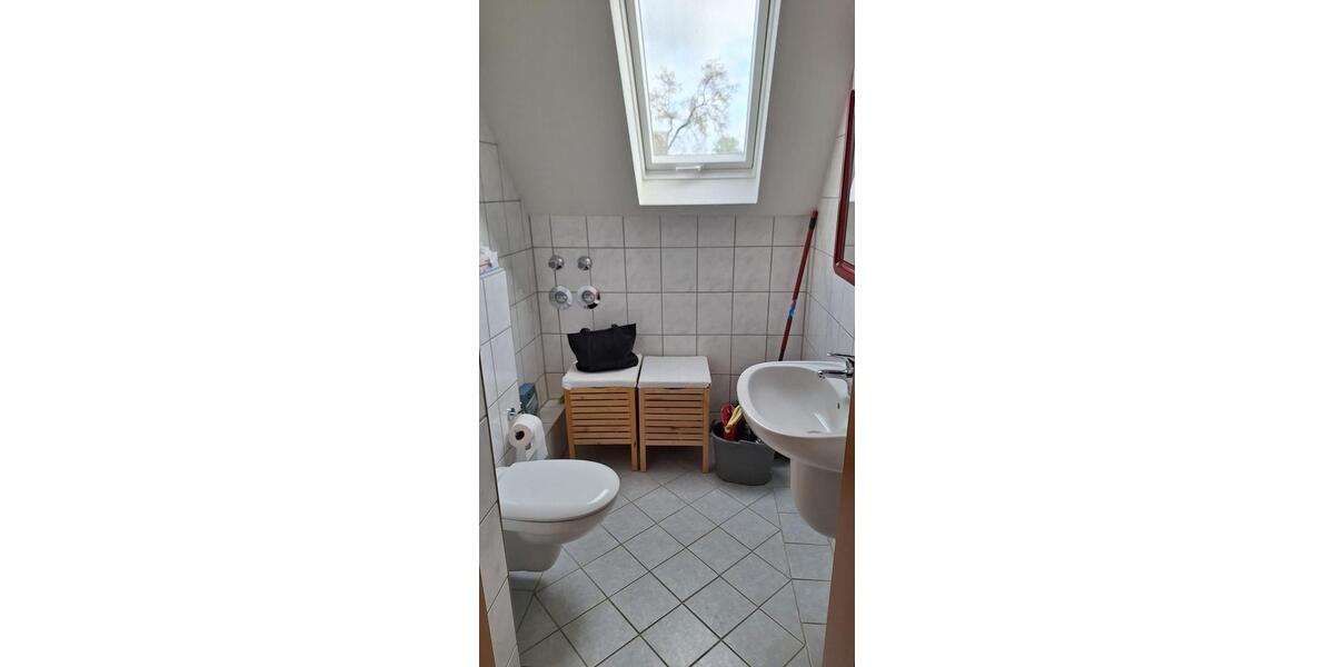 Etagenwohnung Duisburg Großenbaum - 2 Zimmer, 60 m&sup2;, 720&euro; | Angebot:26336475