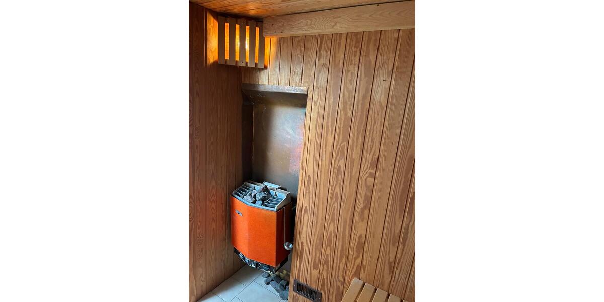 Dachgeschoßwohnung Berschweiler bei Baumholder - 1 Zimmer, 120 m&sup2;, 1.200&euro; | Angebot:24753409