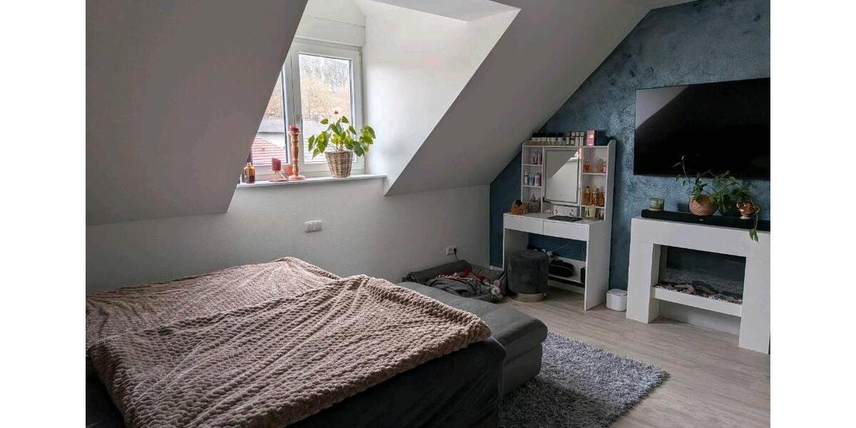 Dachgeschoßwohnung Lappersdorf - 3 Zimmer, 66 m&sup2;, 1.038&euro; | Angebot:25944300