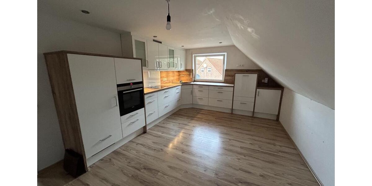 Dachgeschoßwohnung Wittmund - 3 Zimmer, 90 m&sup2;, 600&euro; | Angebot:24396531