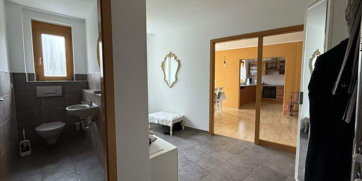 Etagenwohnung Crailsheim Innenstadt - 3 Zimmer, 121 m&sup2;, 1.100&euro; | Angebot:24789980