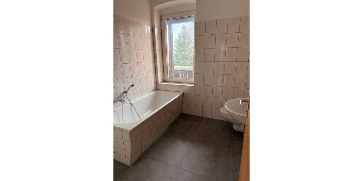 Etagenwohnung Altenburg Südost - 2 Zimmer, 50 m&sup2;, 380&euro; | Angebot:26290115