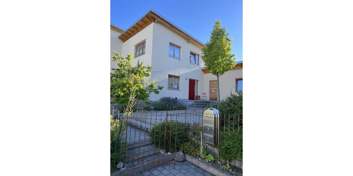 Etagenwohnung Simbach am Inn - 2 Zimmer, 86 m&sup2;, 998&euro; | Angebot:27033097