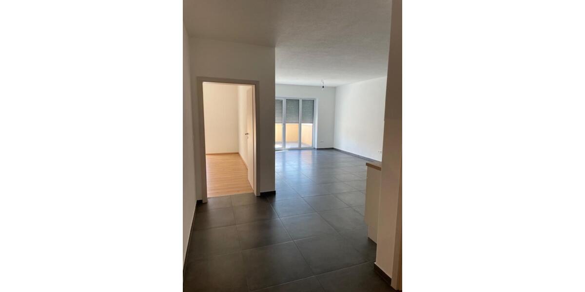 Etagenwohnung Bissingen - 4 Zimmer, 100 m&sup2;, 985&euro; | Angebot:24848497